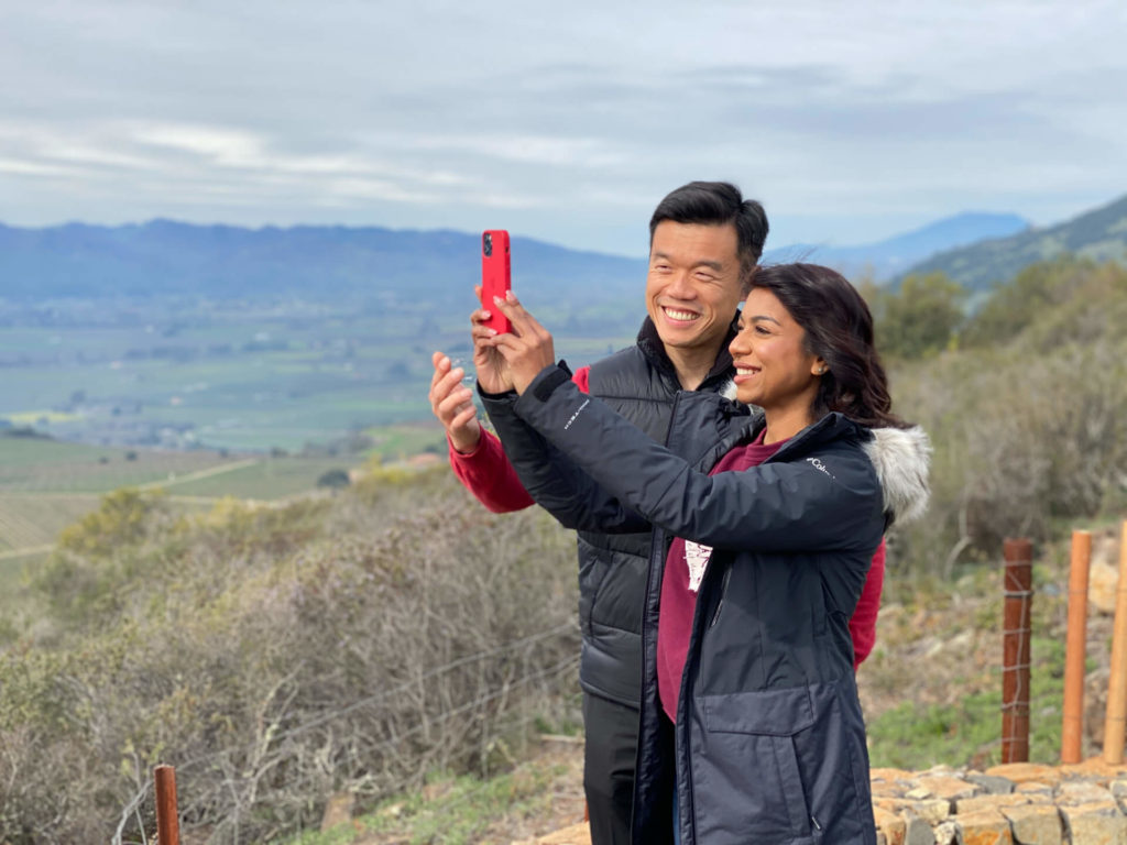 Couple taking a selfie in Wine Country on a romantic day out
